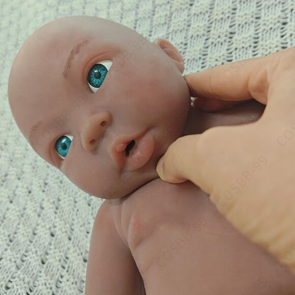 45cm Full Body Platinum Silicone Reborn Baby Dolls Open Eyes Newborn Girl Doll - Picture 11 of 16